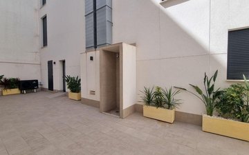 Property slide 42
