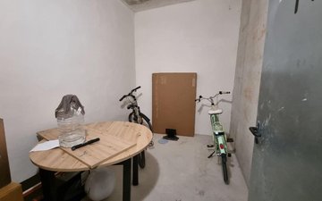 Property slide 46