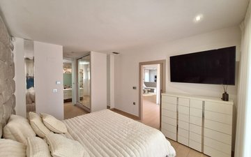 Property slide 11