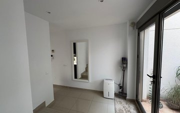 Property slide 9