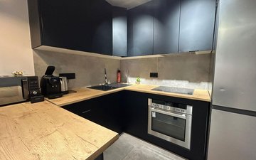 Property slide 8