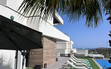 Property slide 7
