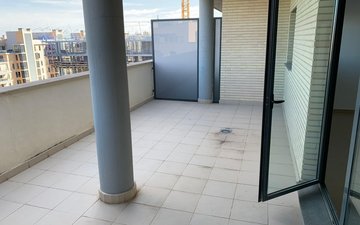 Property slide 5