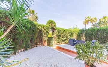 Property slide 4