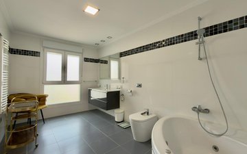 Property slide 10