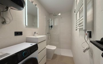 Property slide 10