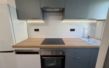 Property slide 16