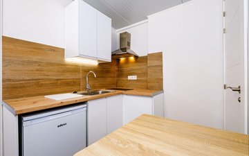 Property slide 44
