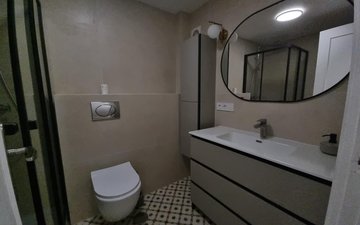 Property slide 10