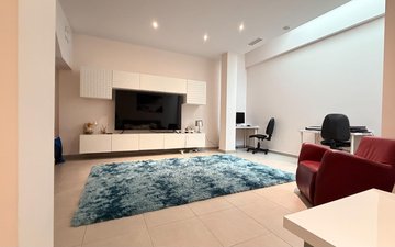 Property slide 50