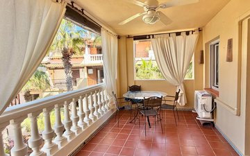 Property slide 10