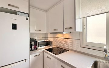Property slide 23