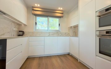 Property slide 6