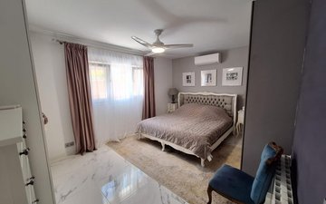 Property slide 10