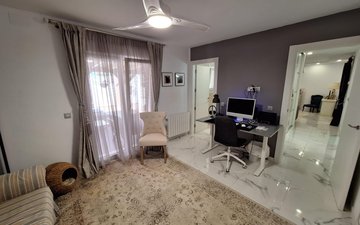 Property slide 18