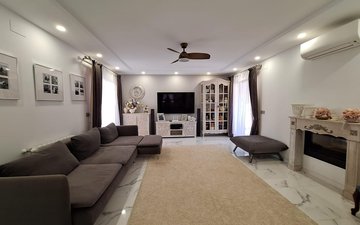 Property slide 30