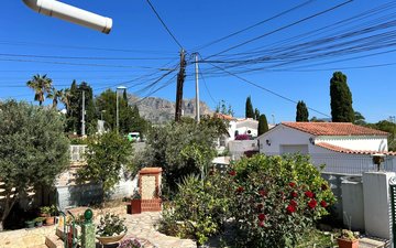 Property slide 10