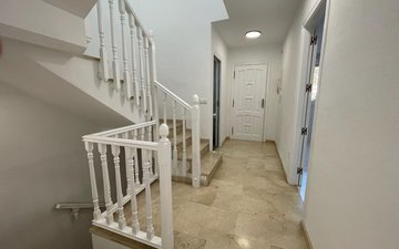 Property slide 10