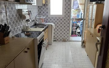 Property slide 6