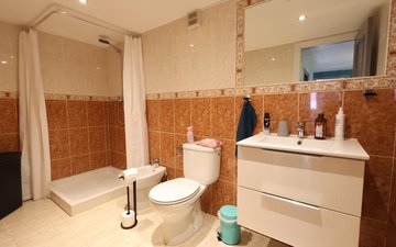 Property slide 15