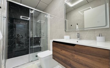 Property slide 19