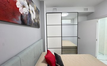 Property slide 21