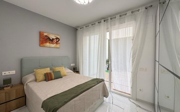 Property slide 32