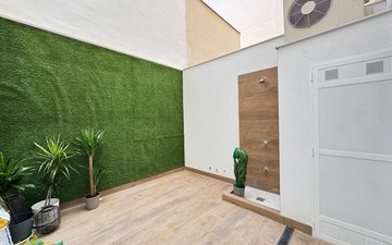 Property slide 38