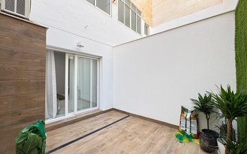 Property slide 40