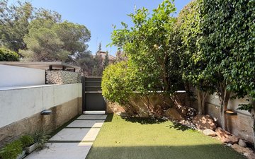 Property slide 4