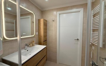 Property slide 21