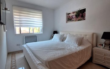 Property slide 15