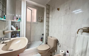 Property slide 25