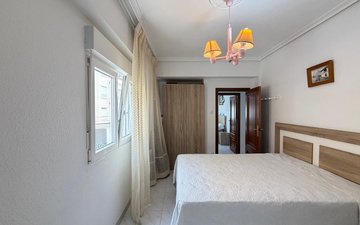 Property slide 32