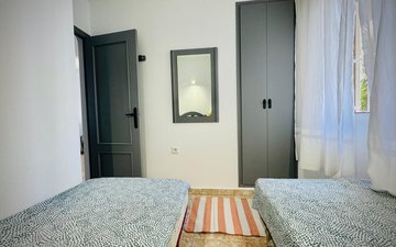 Property slide 8