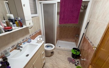 Property slide 10