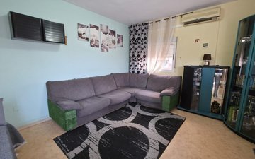Property slide 17