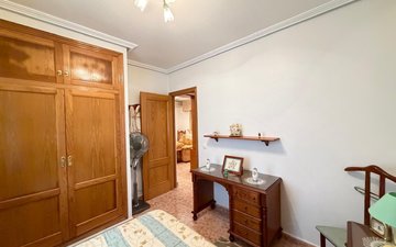 Property slide 40