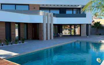 Property slide 10
