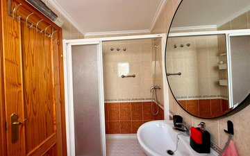 Property slide 22