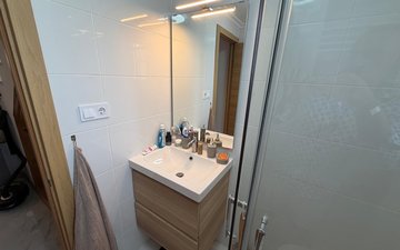 Property slide 17