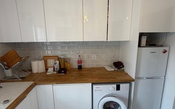 Property slide 22