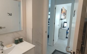 Property slide 32
