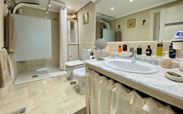 Property slide 20