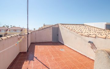 Property slide 22