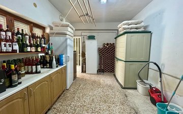 Property slide 43