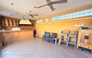 Property slide 25