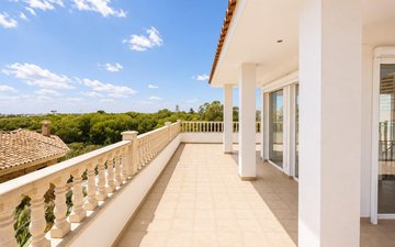 Property slide 35