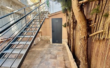 Property slide 23