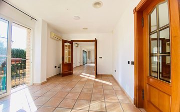 Property slide 24